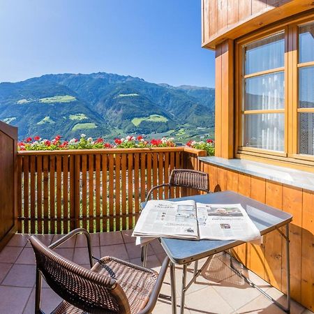 Gasthof Falkenstein Naturns Exterior photo